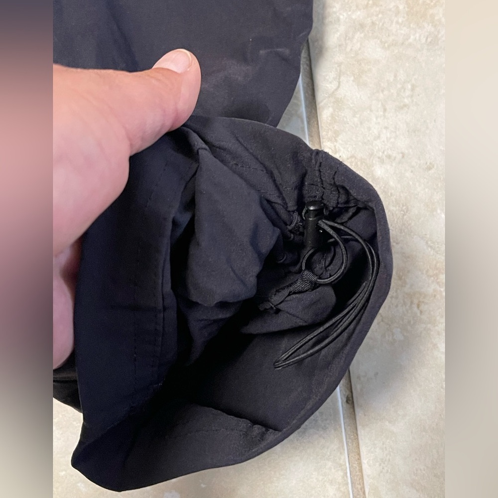 Eddie Bauer Capri Women's 4 Black Cropped Pants First Ascent Nylon Cargo Pocket - Picture 15 of 15